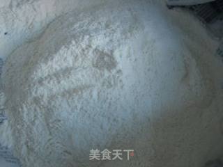 葱油酥饼的做法步骤：2