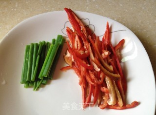炝炒豆芽－－－简单下饭菜的做法步骤：2