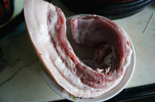 肉夹馍（自创腊汁肉，味道意外的好，根本停不下来）的做法步骤：1