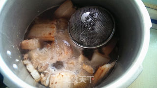 肉夹馍（自创腊汁肉，味道意外的好，根本停不下来）的做法步骤：5