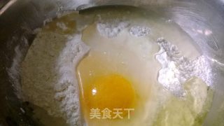 手工美食——手擀面的做法步骤：1