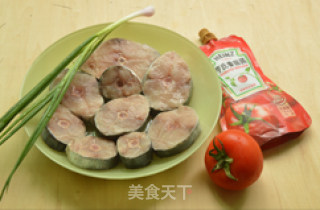 茄汁马鲛鱼的做法步骤：1