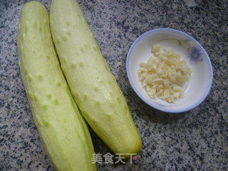 凉拌黄瓜的做法步骤：1