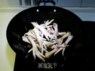 腐乳凤爪的做法步骤：4