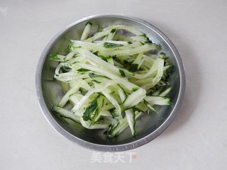 茄汁肉丝拌面的做法步骤：10