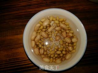 花生奶的做法步骤：2