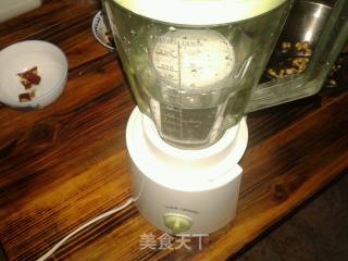 花生奶的做法步骤：3