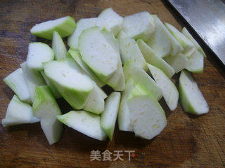 五花肉蚕豆炒夜开花的做法步骤：4