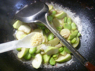 五花肉蚕豆炒夜开花的做法步骤：13