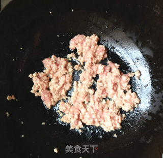 宝宝的拌饭菜------茄汁肉末青瓜的做法步骤：3