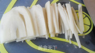 莲藕雪梨饮的做法步骤：2