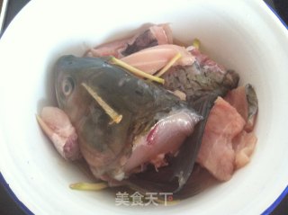 酸菜鱼的做法步骤：3