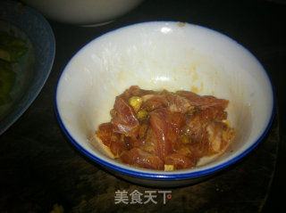 快手菜：凉瓜肉丝的做法步骤：2