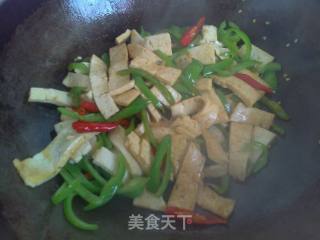 青椒豆腐的做法步骤：7