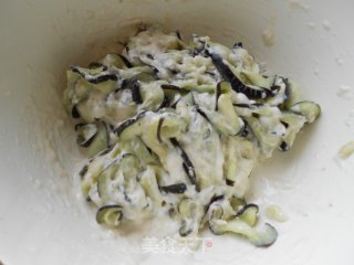 茄饼的做法步骤：4