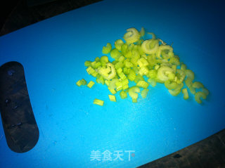 快手菜：红豆龙骨面的做法步骤：6