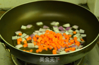 茄酱彩蔬炒饭的做法步骤：4