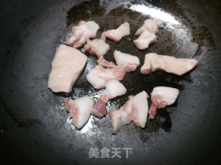 爽口豆角炒肉--火麻油调味的做法步骤：3
