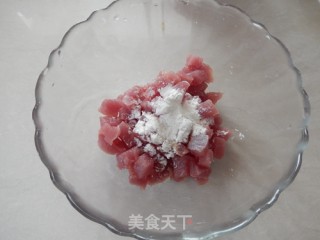 酸酸甜甜好味道：茄汁双丁的做法步骤：3
