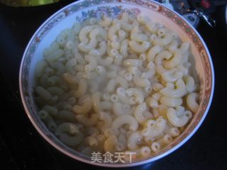 意式通心粉的做法步骤：4