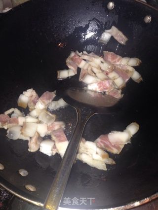 土豆焖饭的做法步骤：2