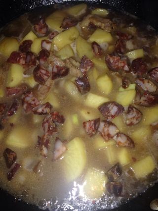 土豆焖饭的做法步骤：6