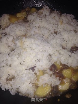 土豆焖饭的做法步骤：7