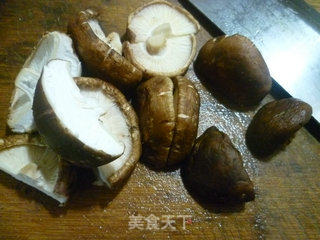 香菇冬瓜排骨汤的做法步骤：4