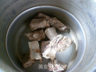 香菇冬瓜排骨汤的做法步骤：5