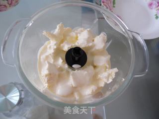 酸甜细腻的轻乳酪蛋糕的做法步骤：2