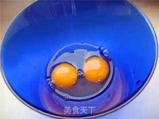 奶香鸡蛋饼的做法步骤：1