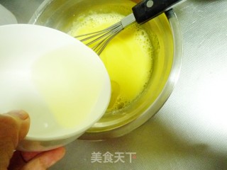 康乃馨蛋糕的做法步骤：2