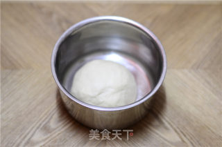 【金枪鱼培根披萨】混搭也精彩的做法步骤：1