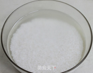 泰式椰浆芒果糯米的做法步骤：1