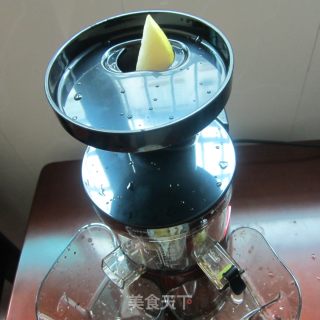 梨子黄瓜汁的做法步骤：4