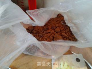 红糖生姜红枣暖身汤,专冶感冒的做法步骤：2