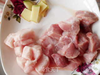 怀念奶奶的味道：肉丁梅菜的做法步骤：4