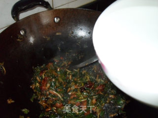 怀念奶奶的味道：肉丁梅菜的做法步骤：12
