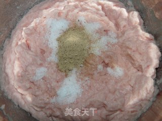 鲤鱼鱼丸的做法步骤：5