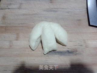 意外的糖霜辫子面包~的做法步骤：6