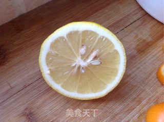 金橘柠檬汤的做法步骤：3