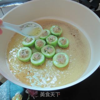 油焖丝瓜盅的做法步骤：9