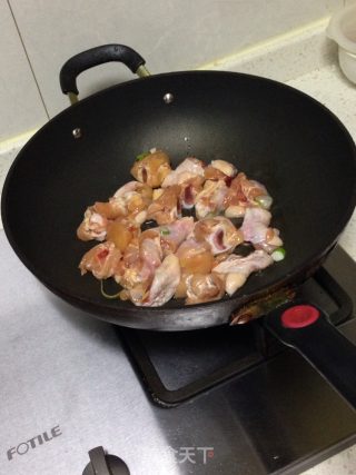 美味大盘鸡与皮带面的做法步骤：7