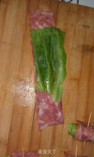 培根白菜卷的做法步骤：2