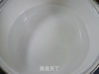 鹌鹑蛋桂圆汤的做法步骤：3
