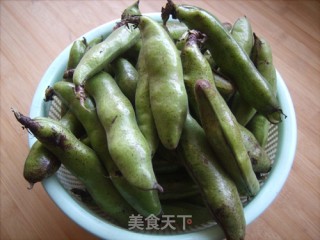 剁椒蚕豆的做法步骤：1