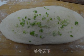 家常葱花饼的做法步骤：4