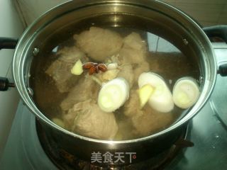 大排汤的做法步骤：4