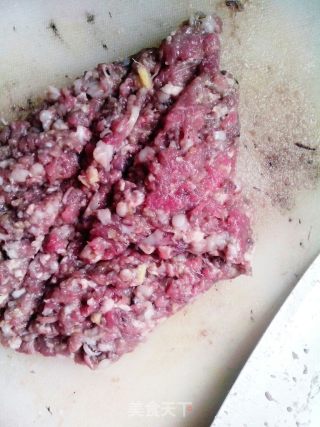 墨鱼韭菜馅儿饺子的做法步骤：5