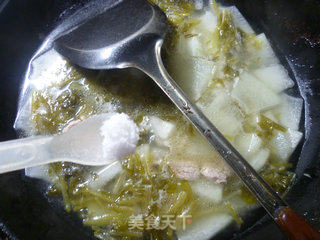 瘦肉雪菜冬瓜汤的做法步骤：11